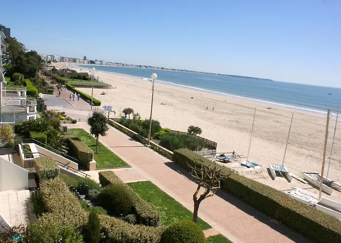 Loueurdappart - Studio Terrasse, Acces Direct Plage Benoit Apartment *